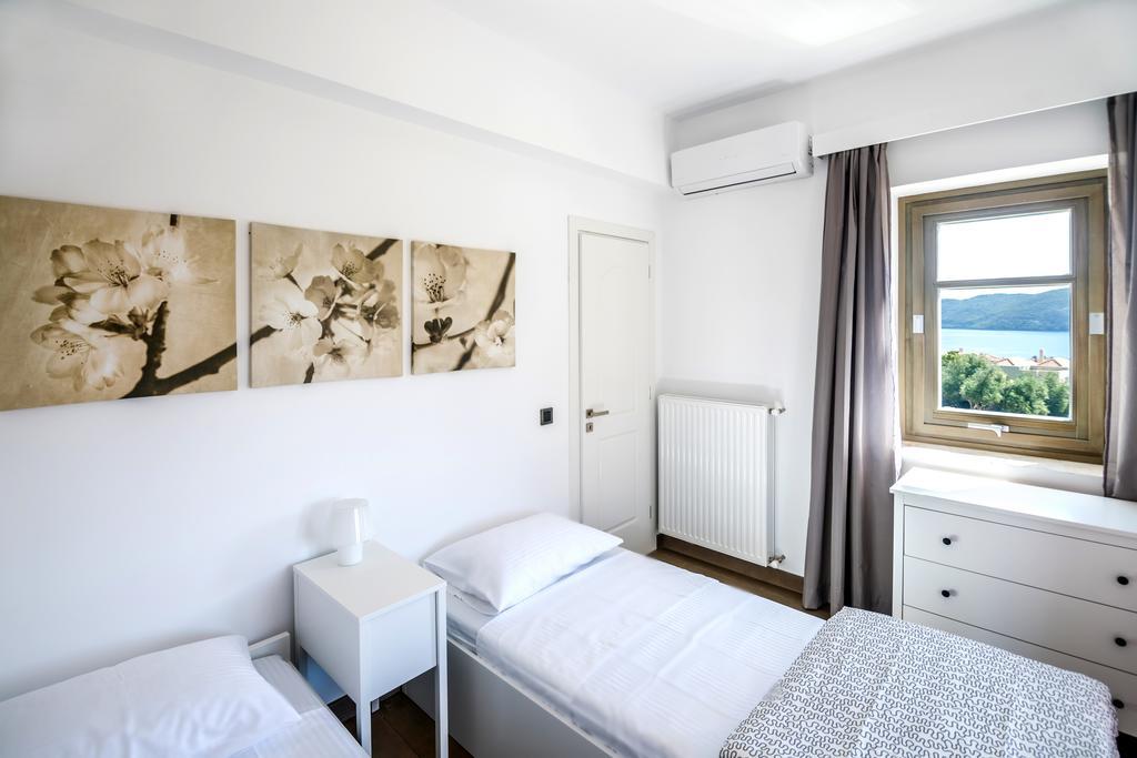 White Villas Karavomylos Luaran gambar